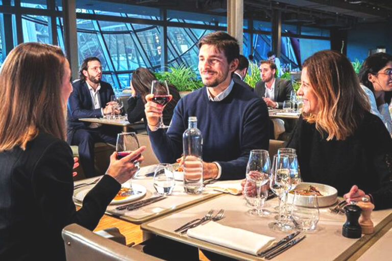 夫人小酒館艾菲爾鐵塔一樓調色-5