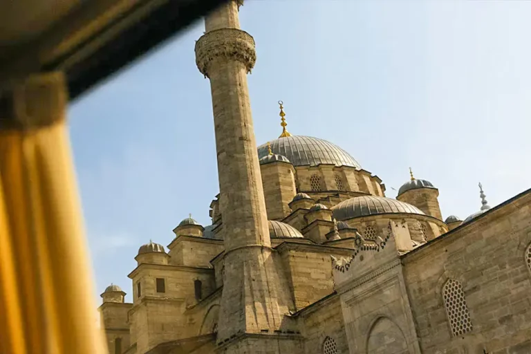 2025-0408-BELMOND-TRAINS-IMAGE-9x6-9