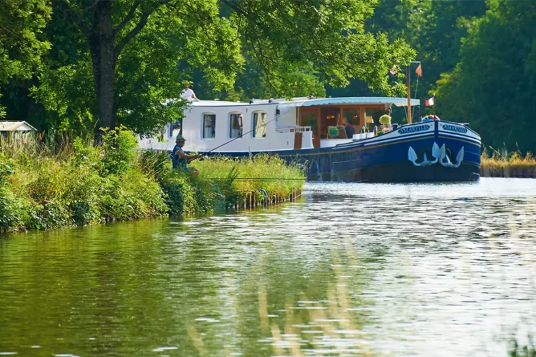 2024-0520 BELMOND -BOAT-AMARYLLIS-IMAGE