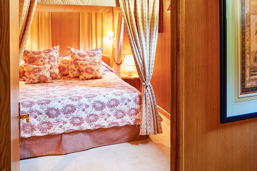 2024-0520 BELMOND -BOAT-FLEUR DE LYS-IMAGE-4