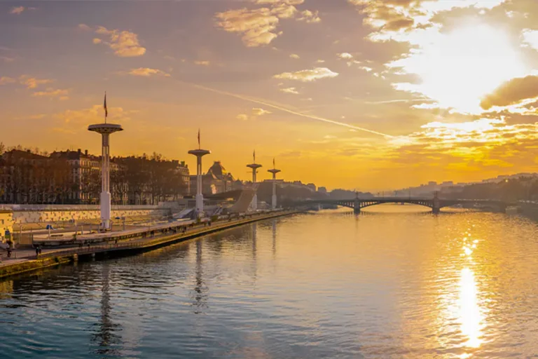 2024-0522 FRENCH FÊTE IN SAONE AND RHÔNE FROM LYON TO AVIGNON-IMAGE