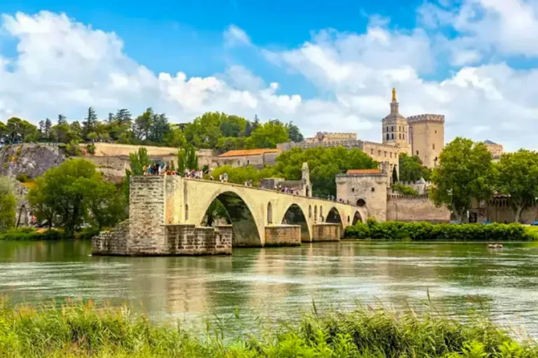 2024-0522 FRENCH FÊTE IN SAONE AND RHÔNE WITH LAVENDER FIELDS-IMAGE