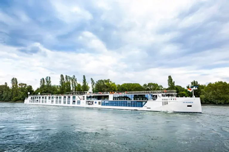 2024-0712 UNIWORID ELISABETH-IMAGE-1