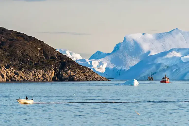 2024-0713 Ponant Expedition to the edge of the Ice Sheet-IMAGE