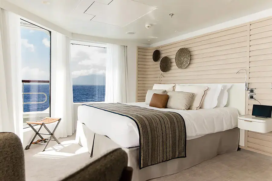 2025-1205 PONANT-Le Dumont d’Urville-Grand Suite-IMAGE