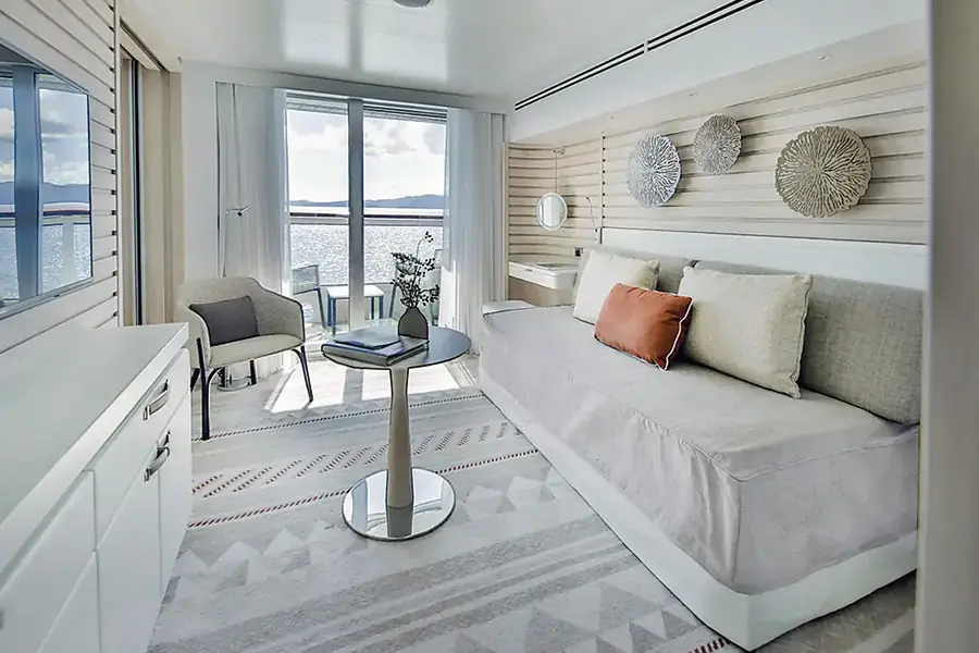 2025-1205 PONANT-Le Dumont d’Urville-Prestige Suite-IMAGE