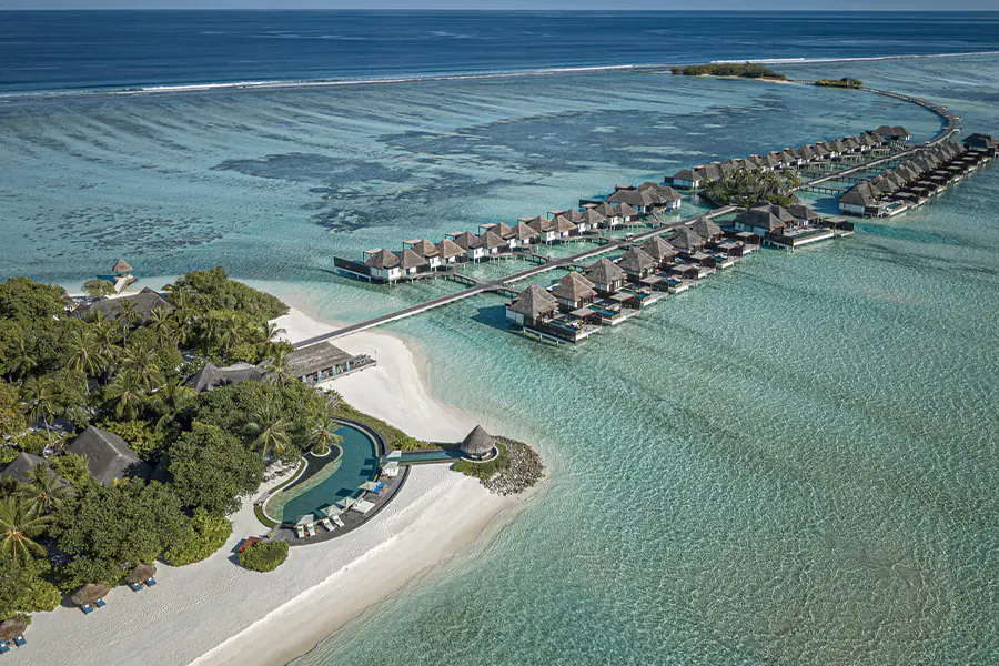 2025-0605-fourseasons-International-Intrigue-2026-image-29