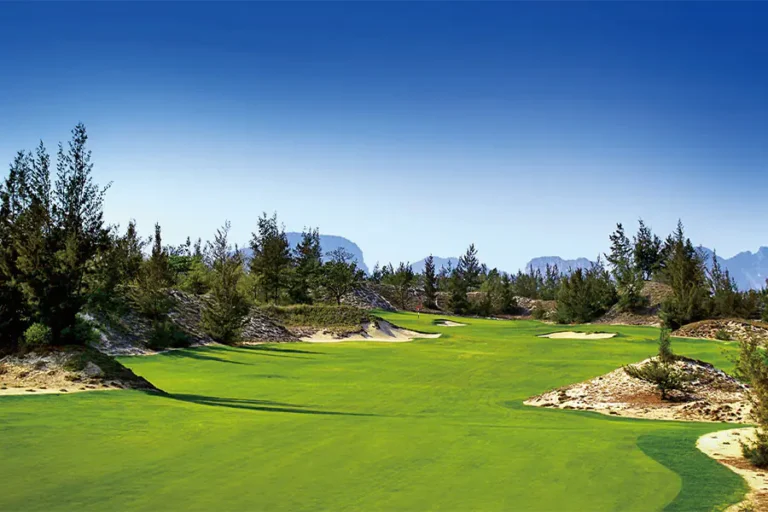 2025-0606-tcsworldtravel-Golf Around the World-image-30