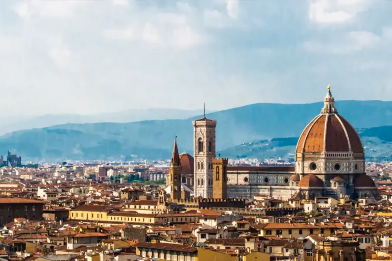 2025-0708-BELMOND-TRAINS-Florence to Paris-IMAGE-1