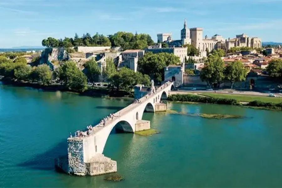 2025-0813-The tip of Provence to Lyon on the Rhône and Saône Rivers-image-4