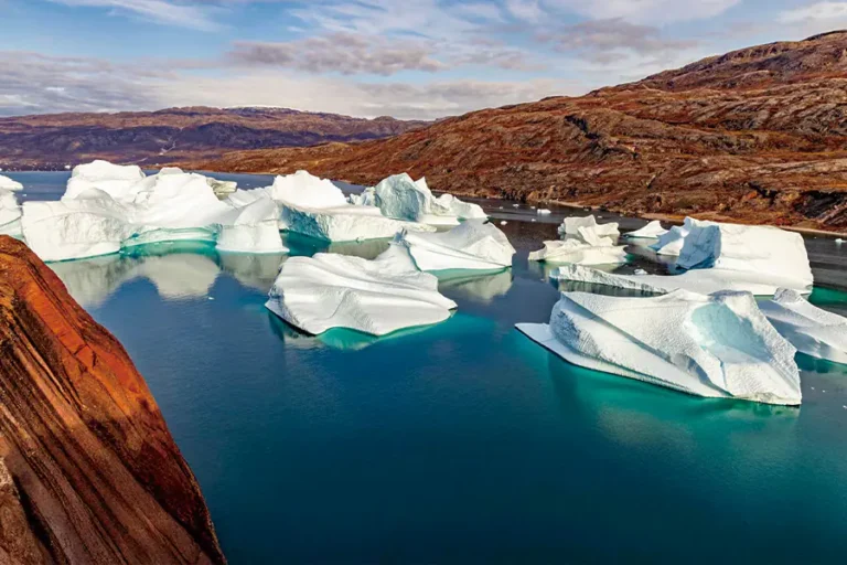 泛海郵輪 | 北極 | 東格陵蘭－斯科斯比峽灣－冰島，極光，飛航與航行East Greenland, Scoresby Sund – Aurora Borealis, Fly & Sail / 2026年08.09月