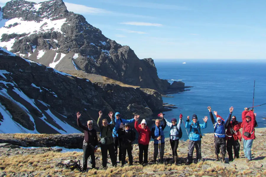 2025-1022-Shore-Based Walking-image-2