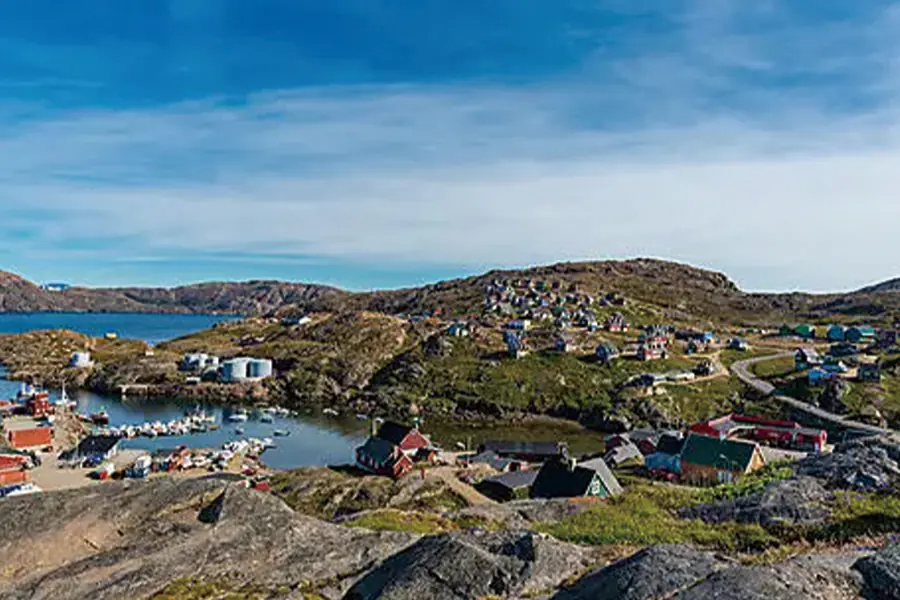 2025-1024- Ponant Expedition to the edge of the Ice Sheet-image-2