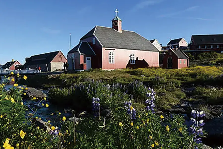 2025-1024- Ponant Expedition to the edge of the Ice Sheet-image-3