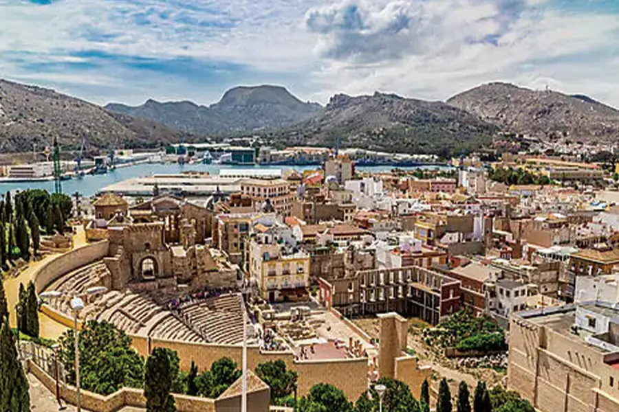 2025-1204 PONANT-Gastronomic Journey Through Iberian Coasts-IMAGE-3