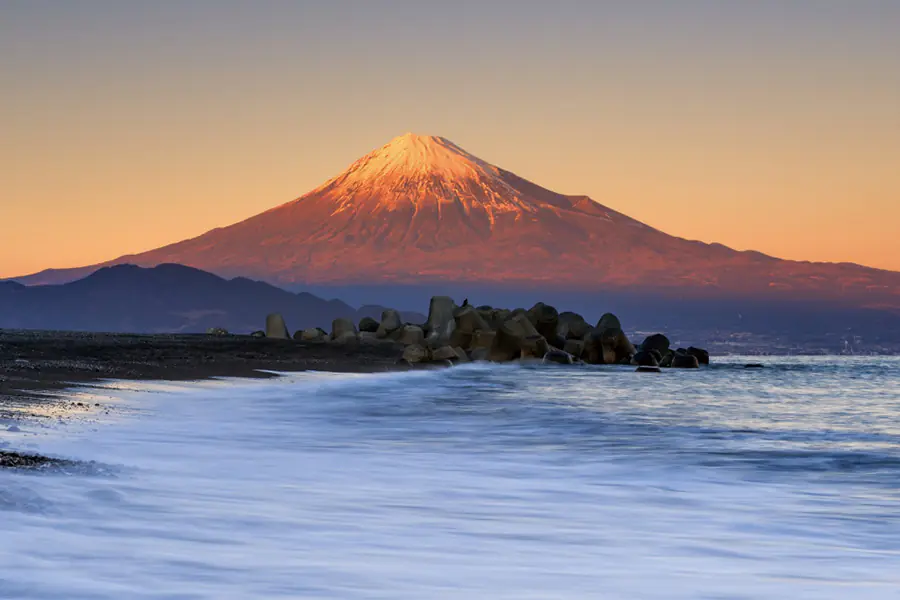 2025-1209-HONG KONG TOKYO -image-1