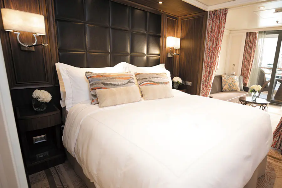 2025-1211-Explorer-DeluxeVerandaG1Suite-image