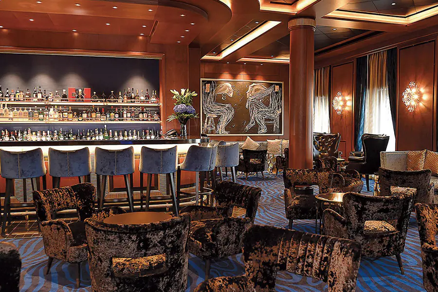 2025-1211-Explorer-Evening Entertainment-image-3