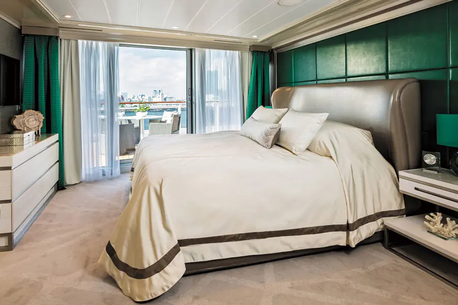 2025-1211-Explorer-GrandSuite-image-3