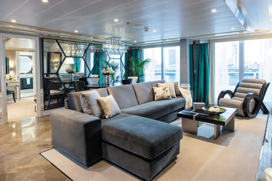 2025-1211-Explorer-GrandSuite-image