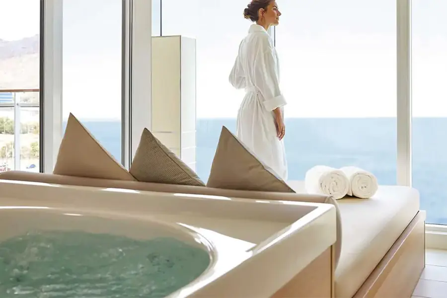 2025-1231-Europa2 -Grand Penthouse Suite-IMAGE-3