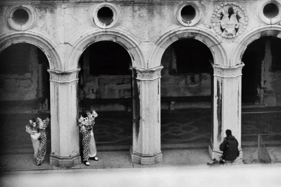 2026-0102-EUROPA 2-Entertainment-image-06