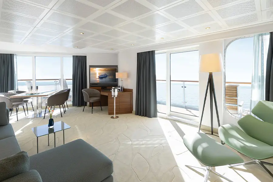 2026-0108-HAPAG-LLOYD CRUISES-EUR-PENTHOUSE GRAND SUITE-image-2