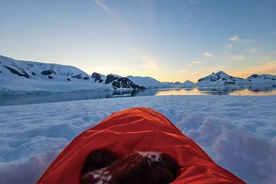 2026-0112 HX Expeditions-Highlights of Antarctica-image-15