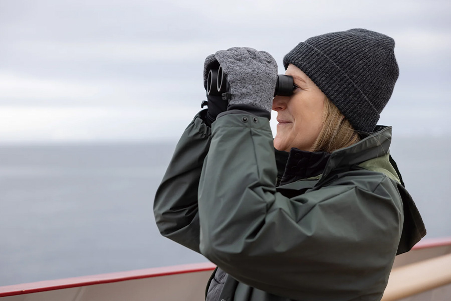 2026-0112 HX Expeditions-Highlights of Antarctica-image-20