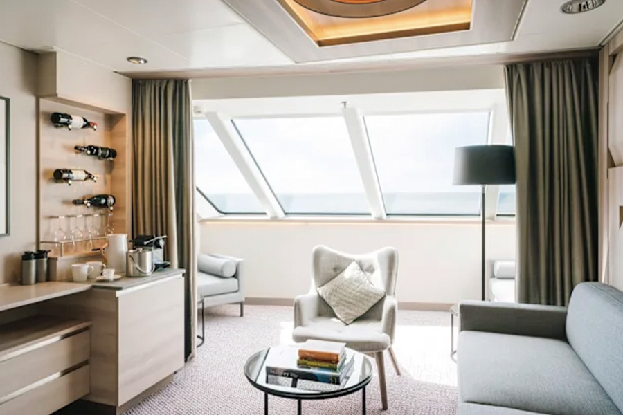 2026-0112 HX Expeditions-MD Large Suite-image