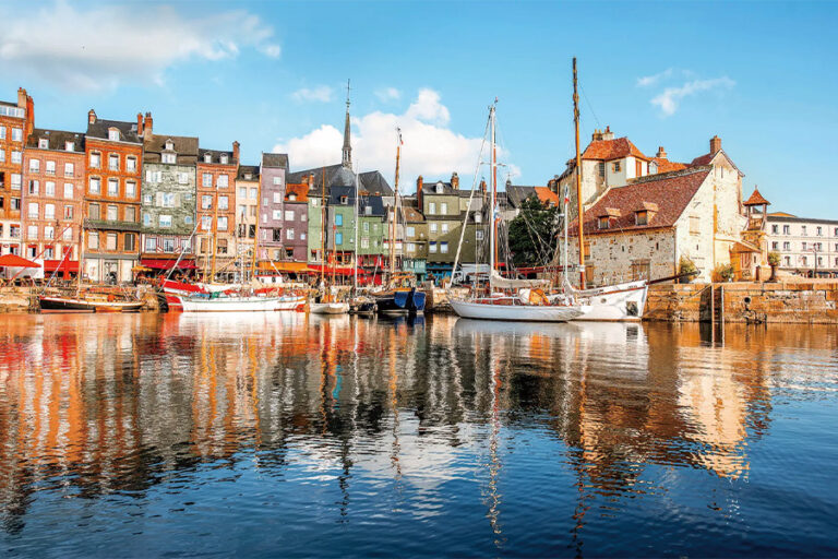 赫伯羅德郵輪 | 高爾夫行程 | 歐洲 | 從尼斯到漢堡的海岸魅力Coastal magic from Nice to Hamburg / 2027年05月