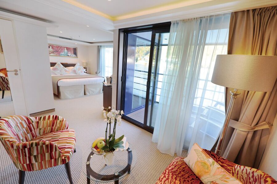 2026-0225-AmaWaterways-AmaBella-image-24