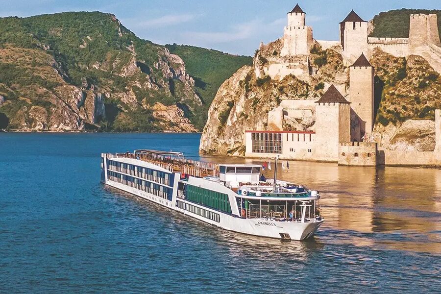 2026-0225-AmaWaterways-AmaBella-image-31