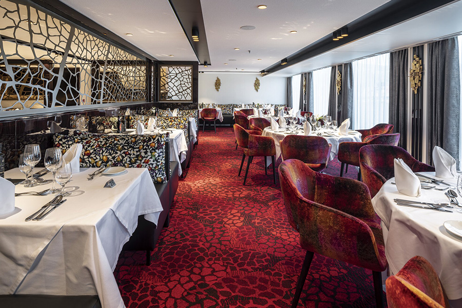 2026-0225-amawaterways-AmaMagna-image-1