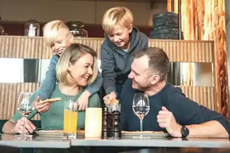 2026-0305-strawberry hotels-image-06