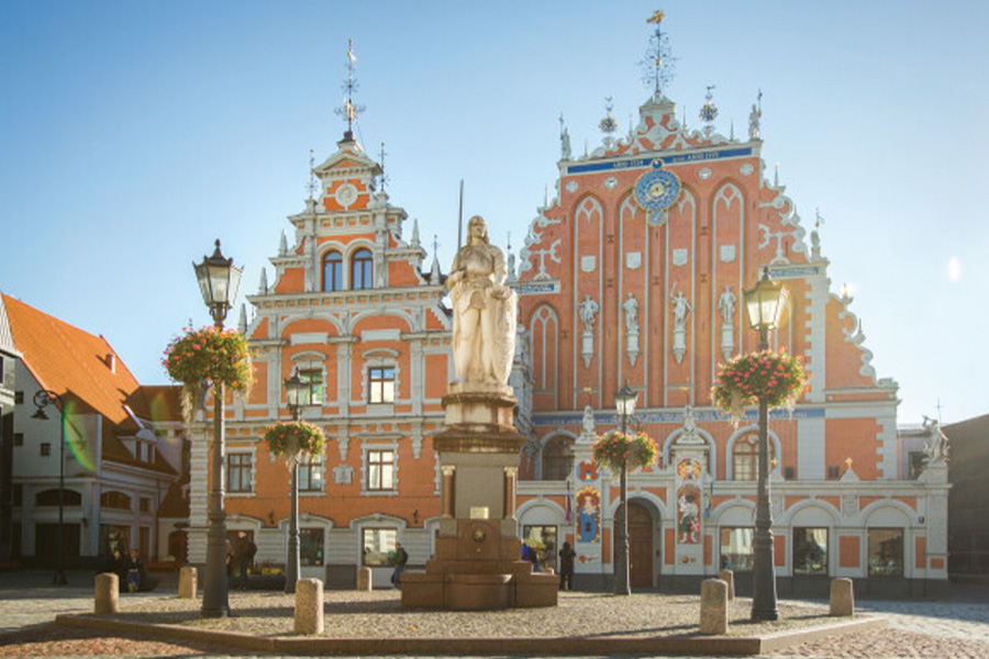 2026-0421-Melngalvju nams-image