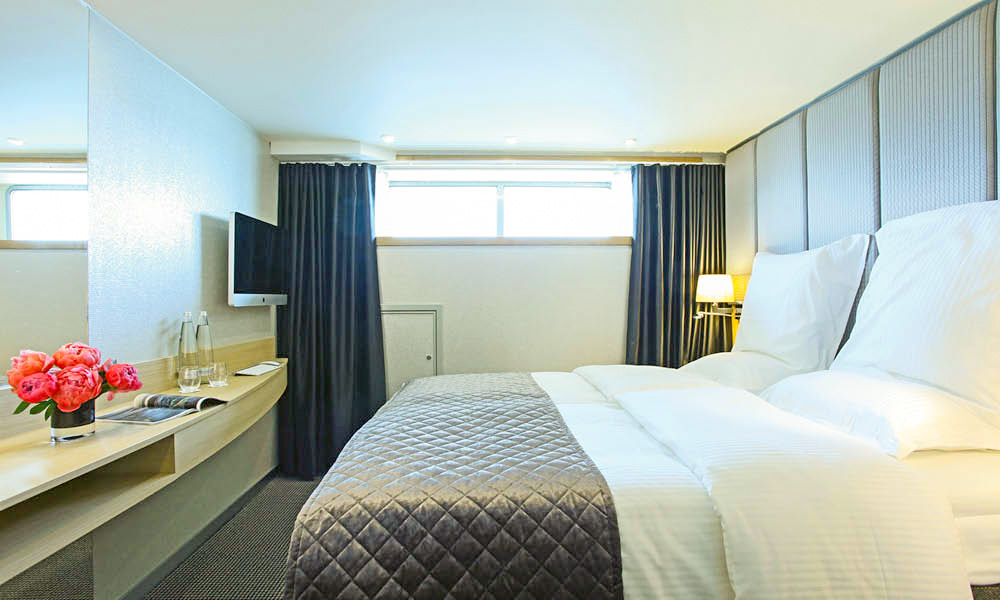 2026-0427-Scenic-Luxurious Suites-image-1