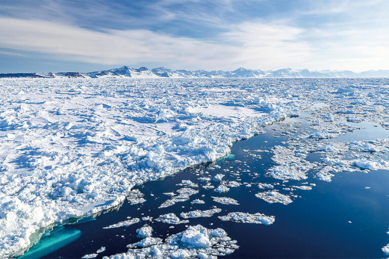 龐洛郵輪 | 北極 | 在高北極邊緣At the edge of the High Arctic / 2028年05月
