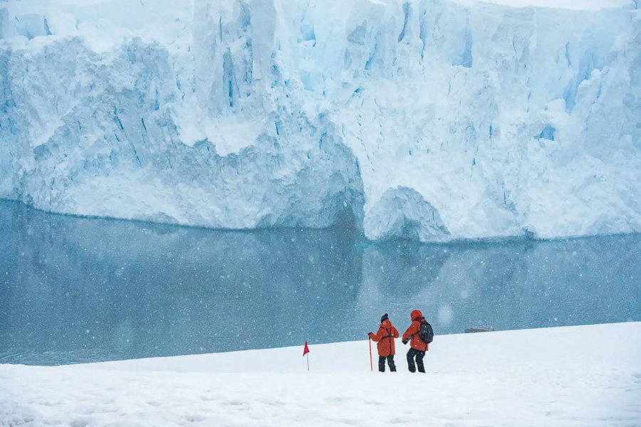 2026-0504-Classic Antarctica Air-Cruise-image-1
