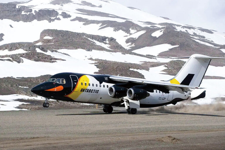 南極21郵輪 – 飛機 Antarctica 21 – Aircraft