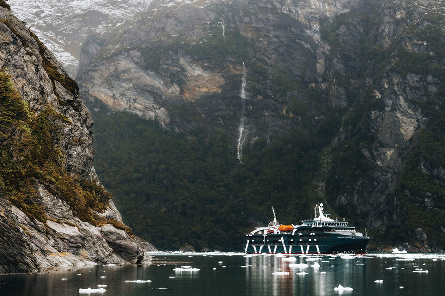 南極21郵輪 | 南極 | 巴塔哥尼亞與智利峽灣（南向路線）Patagonia & Chilean Fjords (Southbound) / 2027年09月