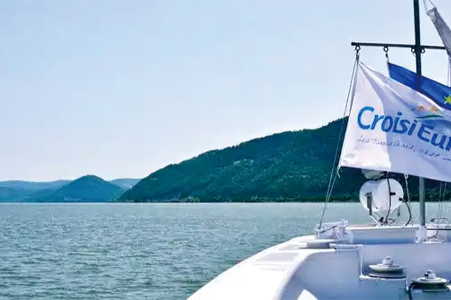 2026-0511-From the Black Sea to the Blue Danube (port-to-port cruise)-image-2
