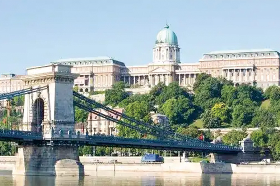 2026-0511-The beautiful blue Danube (port-to-port cruise)-image-07