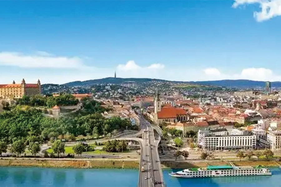 2026-0511-The beautiful blue Danube (port-to-port cruise)-image-09