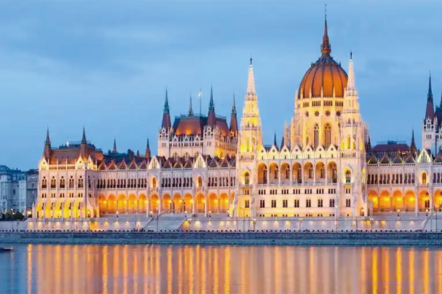 泛歐 | 多瑙河 | 美麗藍色多瑙河（港到港航程）The beautiful blue Danube (port-to-port cruise) / 2026年05.06.07.08.10月 / 2027年05.06.07.08.09.10月