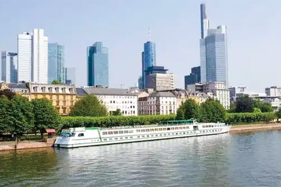 2026-0512-Trans-European cruise from Strasbourg to Budapest (port-to-port cruise)-image-04