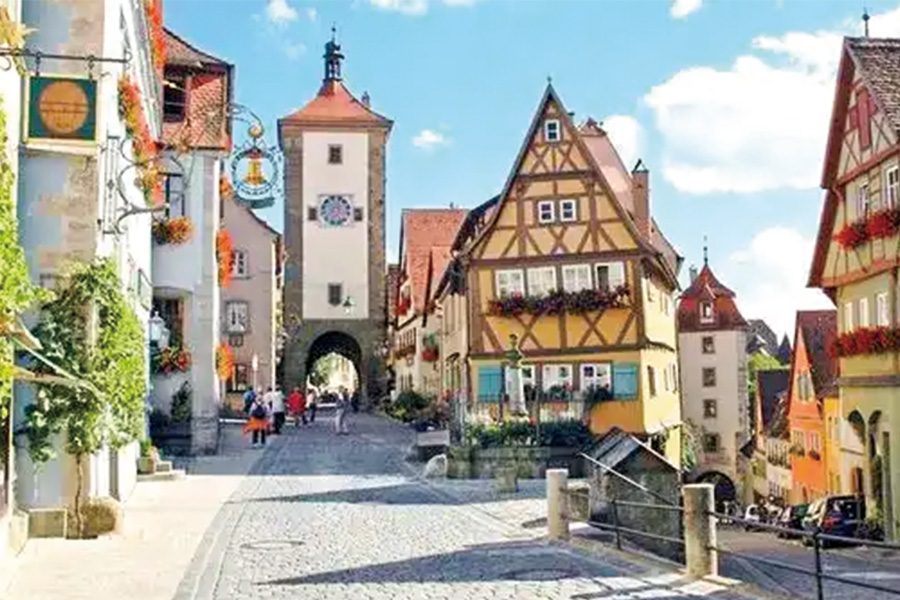 2026-0512-Trans-European cruise from Strasbourg to Budapest (port-to-port cruise)-image-19