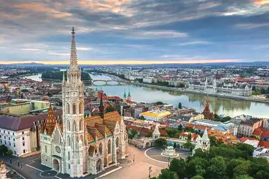 2026-0512-Trans-European cruise from Strasbourg to Budapest (port-to-port cruise)2-image-09