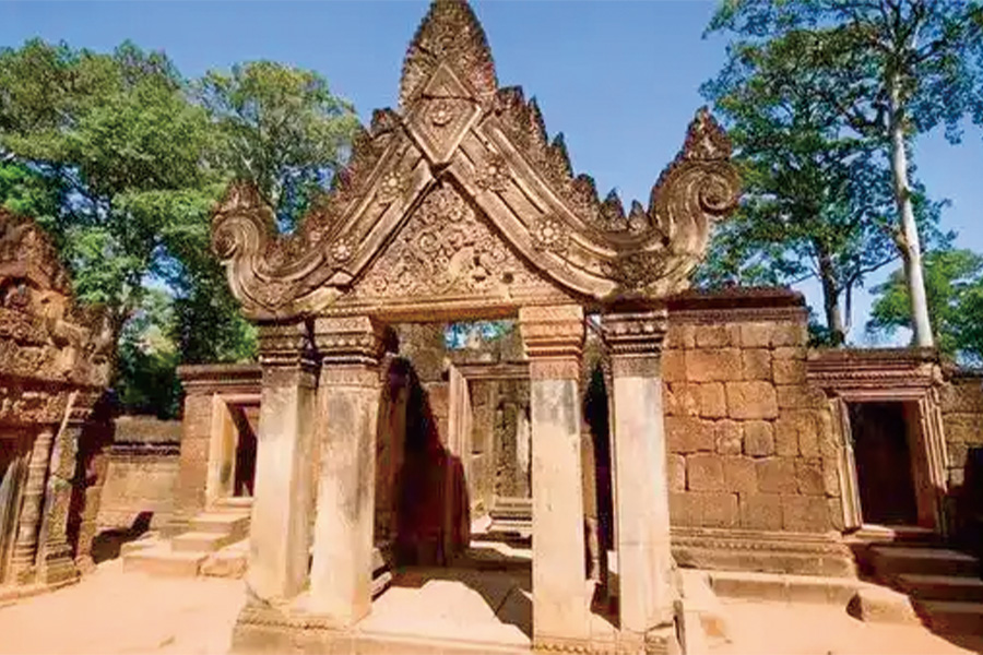 2026-0518-From the Mekong Delta to the Temples of Angkor-image-2