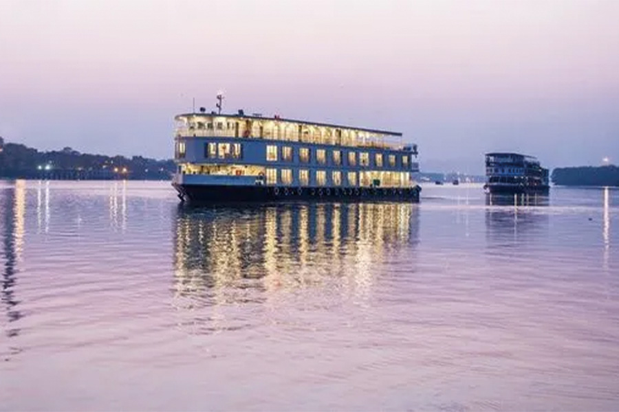 2026-0519Cruise on the Ganges between Kolkatai-imaeg-13